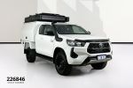 Image for 2025 Toyota Hilux GUN126R SR