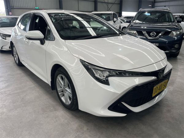 2022 Toyota Corolla Hatchback MZEA12R Ascent Sport image