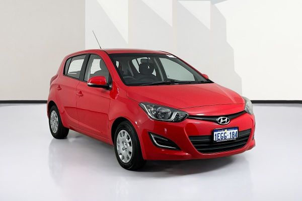 2013 Hyundai i20  Active image