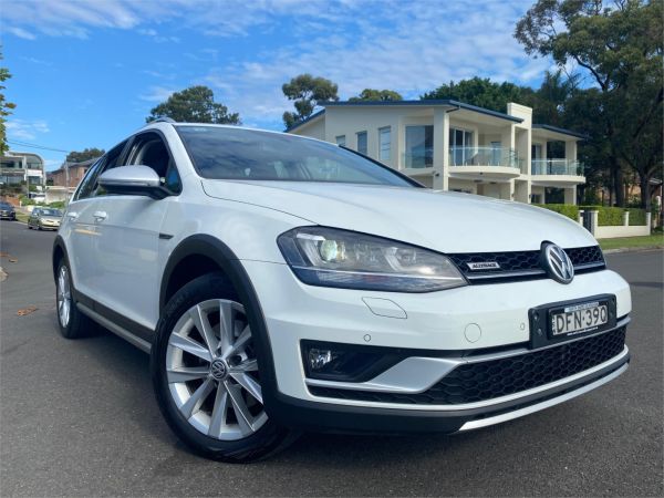 2016 VOLKSWAGEN GOLF 4D WAGON AU MY16 ALLTRACK 132 TSI image
