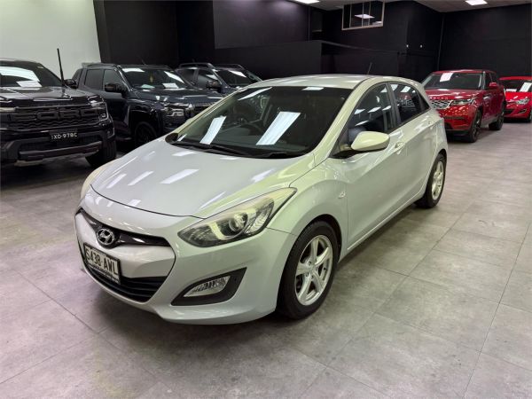 2013 Hyundai i30 Hatchback GD Active image