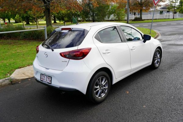 2020 Mazda 2 DJ G15 Pure image