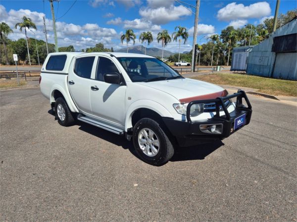 2013 Mitsubishi Triton MN GLX image