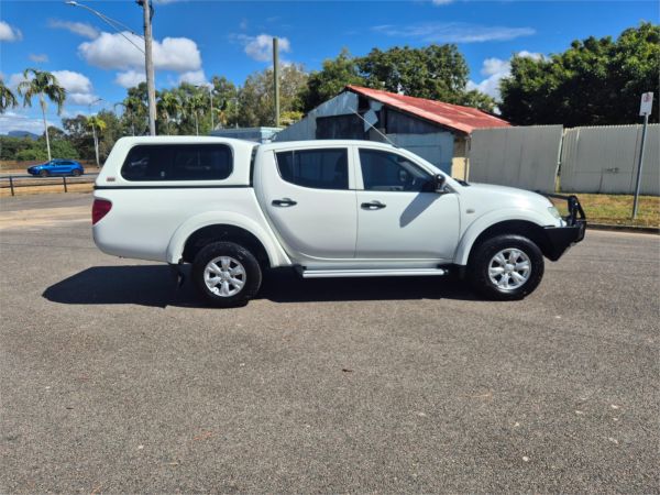 2013 Mitsubishi Triton Utility MN MY13 GLX image