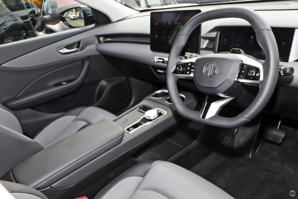 2025 MG S5 Excite image