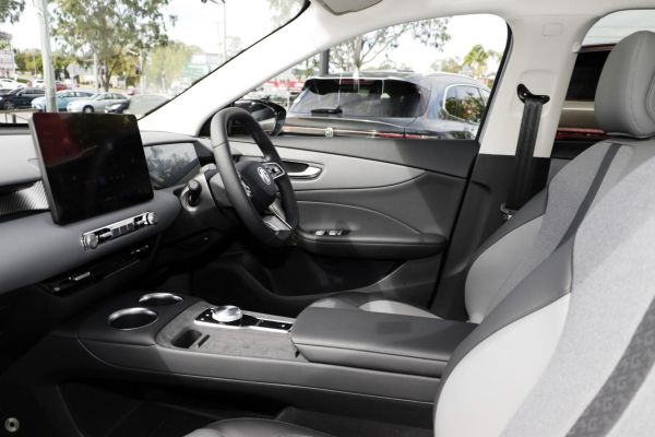 2025 MG S5 Excite image