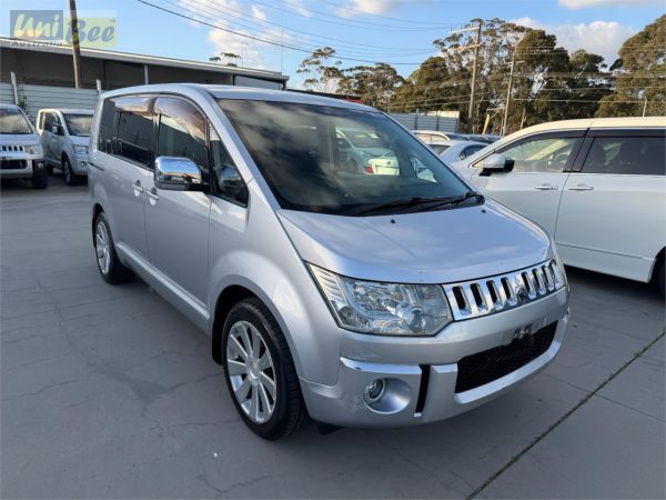 2007 Mitsubishi Delica Van Wagon D:5 CV5W image