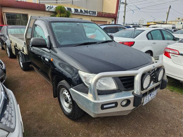 2015 Toyota Hilux Cab Chassis TGN16R MY14 Workmate image