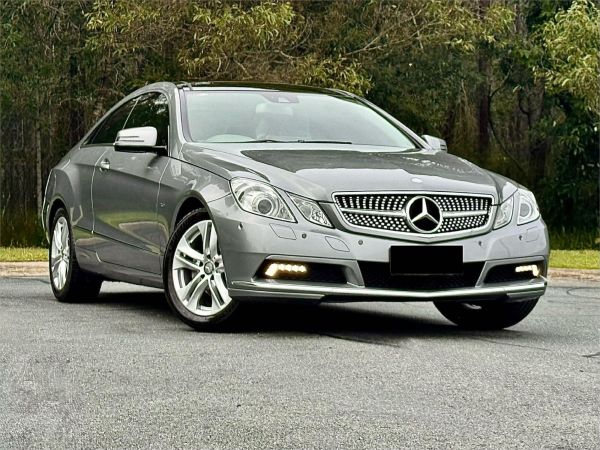 2010 Mercedes-Benz E-Class C207 E250 Elegance image