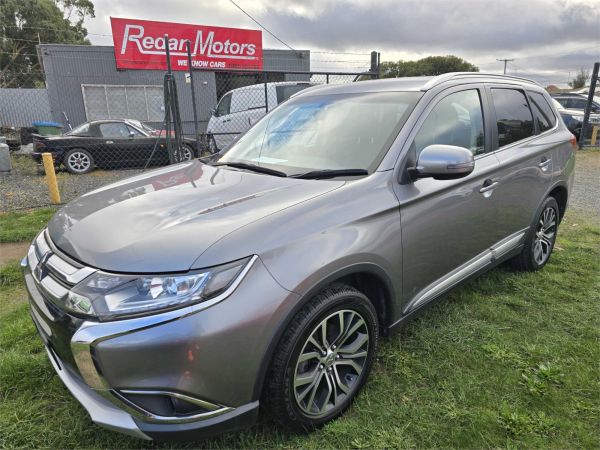 2017 Mitsubishi Outlander ZK LS image