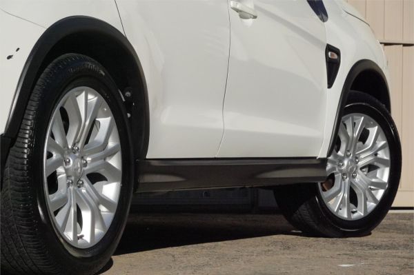 2024 Mitsubishi ASX XD ES image