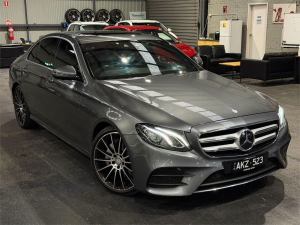 2016 Mercedes-Benz E-Class W213 E200 image