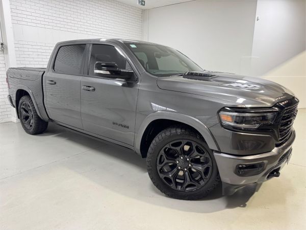 2022 RAM 1500 DT Limited image