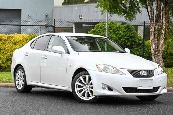 2007 Lexus IS Sedan GSE21 IS350 Version L image