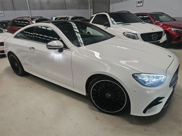 2020 Mercedes-Benz E-Class C238 E200 image