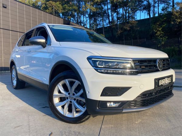 2018 VOLKSWAGEN TIGUAN 4D WAGON 5NA MY19 ALLSPACE 132 TSI COMFORTLINE image
