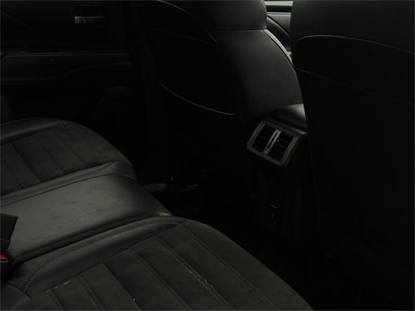 2019 Mitsubishi Outlander ZL LS image