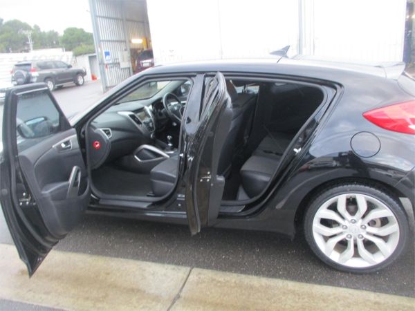 2012 Hyundai Veloster Hatchback FS2 image