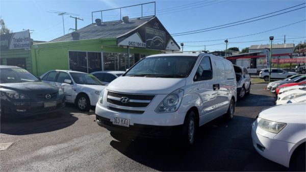 2013 HYUNDAI iLOAD 4D VAN TQ MY13 image