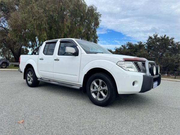 2014 NISSAN NAVARA DUAL CAB P/UP D40 ST TITANIUM EDITION (4x4) image
