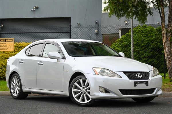 2008 Lexus IS Sedan GSE21 IS350 Version L image