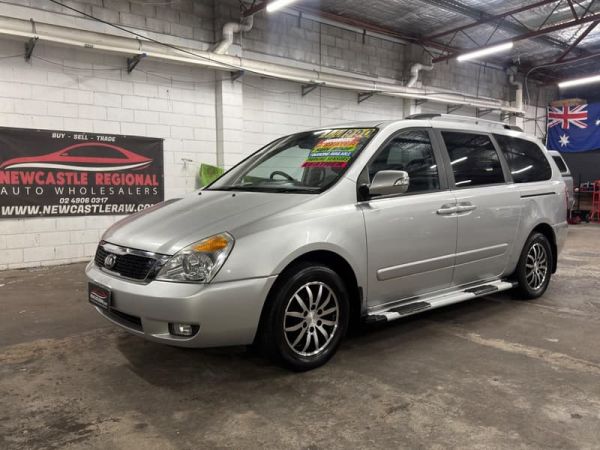 2012 KIA GRAND CARNIVAL PLATINUM VQ MY13 image