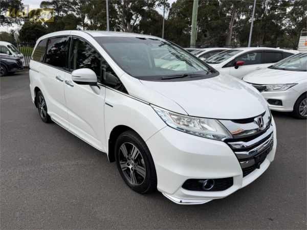 2016 Honda Odyssey Wagon RC4 Hybrid image