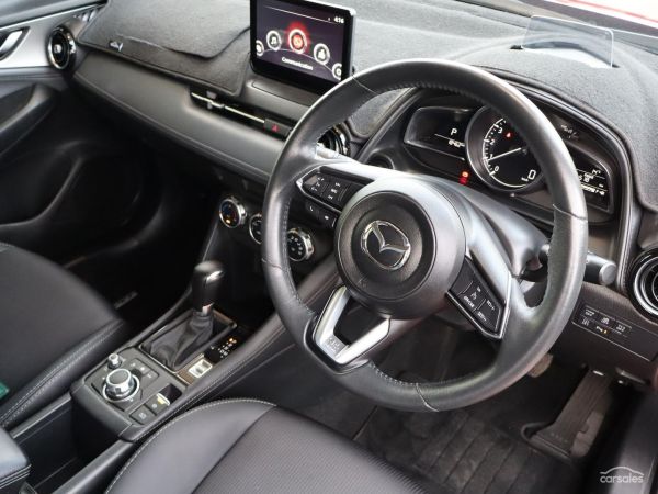 2023 Mazda CX-3 sTouring image