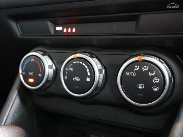 2023 Mazda CX-3 sTouring image