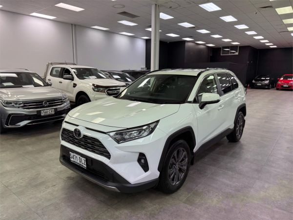 2022 Toyota RAV4 MXAA52R GXL image