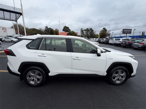 2024 Toyota RAV4 AXAH52R GX image