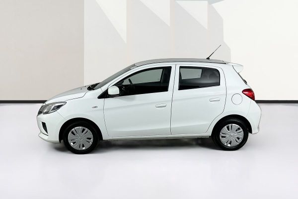 2021 Mitsubishi Mirage LB ES image