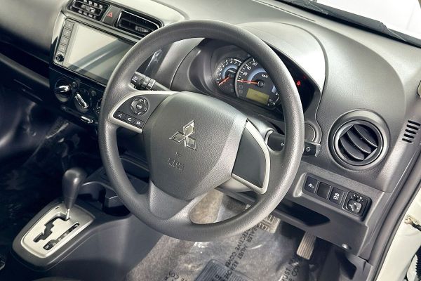 2021 Mitsubishi Mirage LB ES image