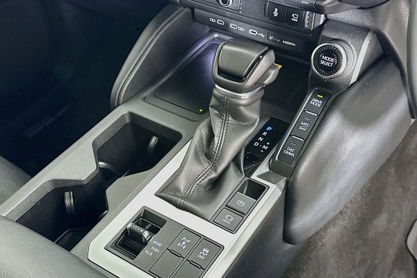 2024 Toyota Landcruiser Prado GDJ251R VX image
