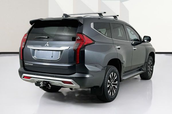 2024 Mitsubishi Pajero Sport QF Exceed image