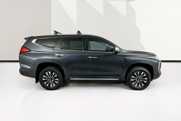 2024 Mitsubishi Pajero Sport QF Exceed image