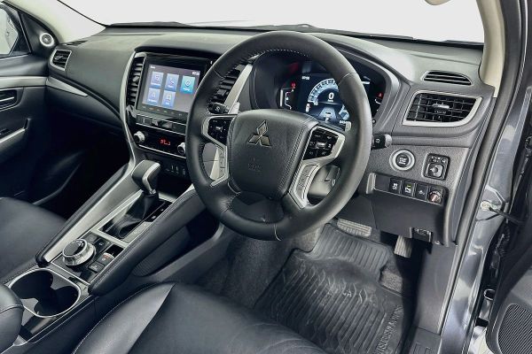 2024 Mitsubishi Pajero Sport QF Exceed image