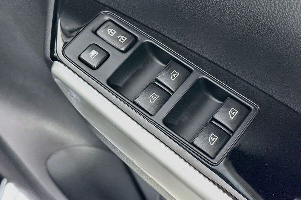 2024 Mitsubishi Pajero Sport QF Exceed image