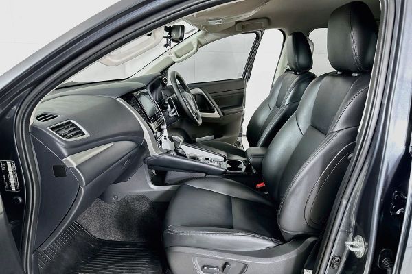 2024 Mitsubishi Pajero Sport QF Exceed image