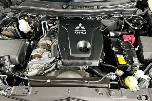 2024 Mitsubishi Pajero Sport QF Exceed image