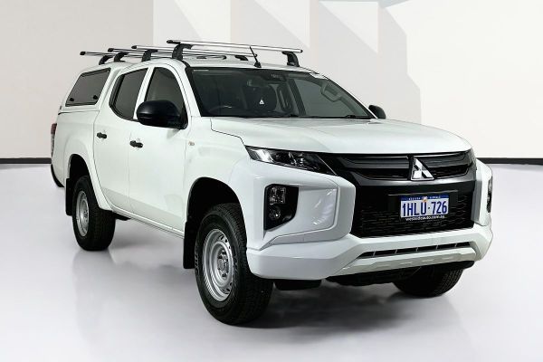 2022 Mitsubishi Triton MR GLX image