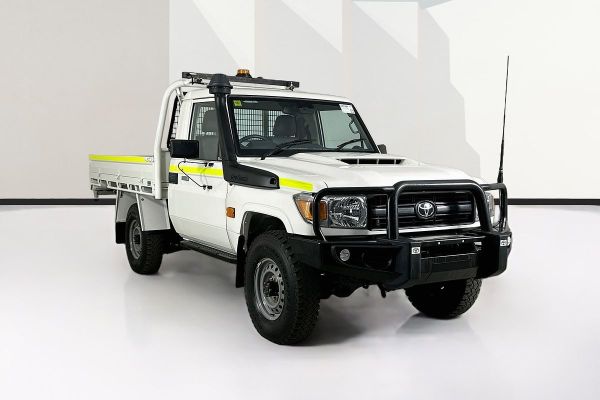 2023 Toyota Landcruiser VDJL79R Workmate image