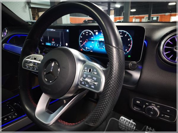 2021 Mercedes-Benz GLB-Class X247 GLB200 image