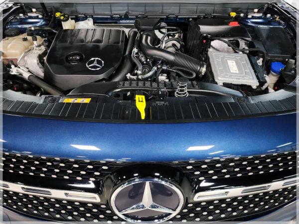2021 Mercedes-Benz GLB-Class X247 GLB200 image