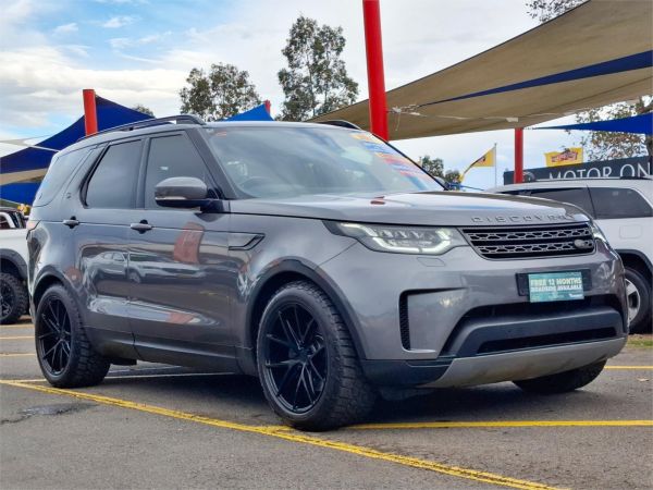 2017 Land Rover Discovery Wagon Series 5 L462 17MY SD4 SE image