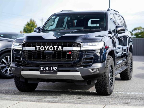 2024 Toyota Landcruiser FJA300R GR Sport image