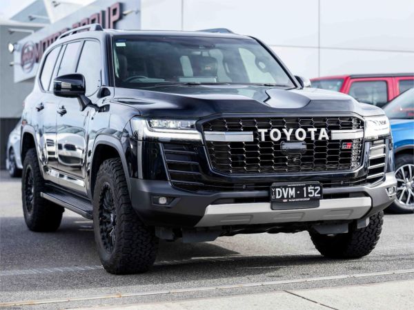 2024 Toyota Landcruiser FJA300R GR Sport image