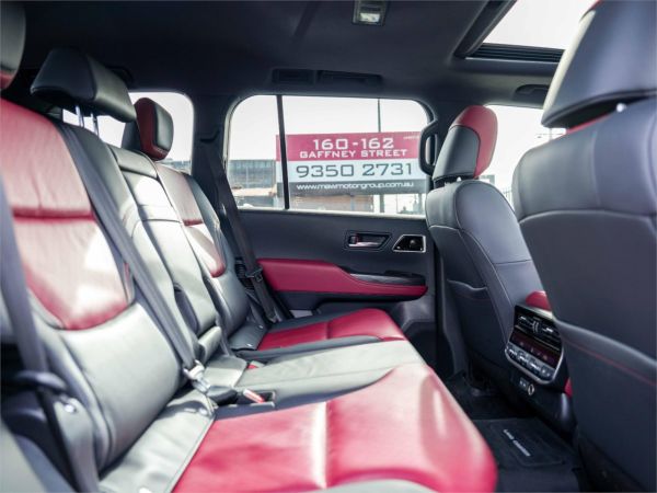 2024 Toyota Landcruiser FJA300R GR Sport image