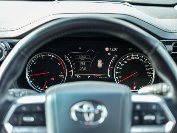 2024 Toyota Landcruiser FJA300R GR Sport image