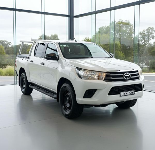 2018 TOYOTA HILUX DUAL CAB UTILITY GUN136R MY17 SR HI-RIDER image